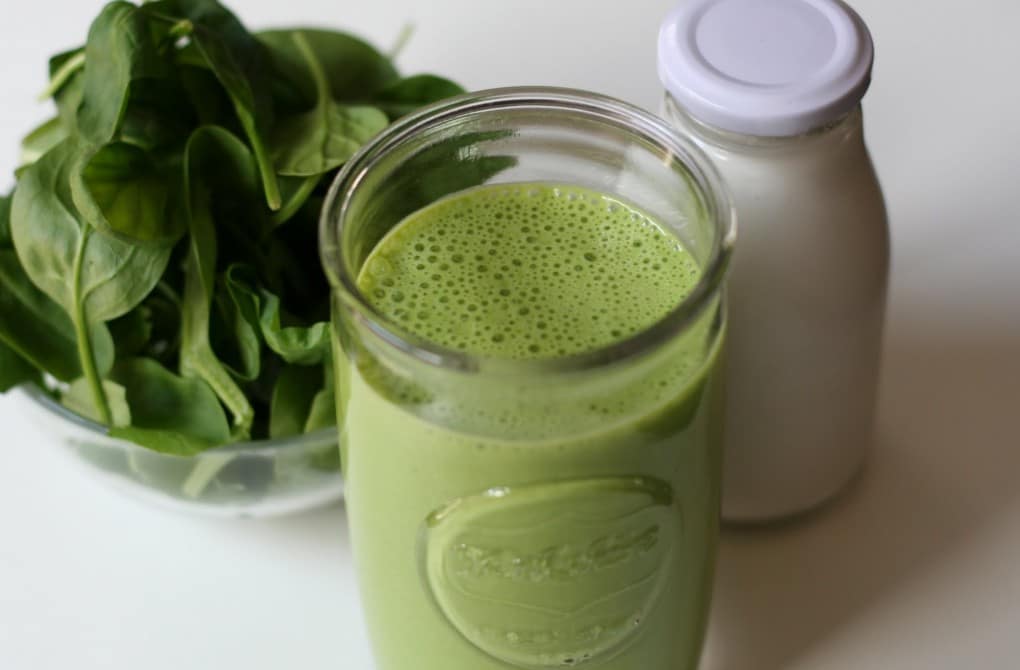 Green smoothies can be a healthy snack.